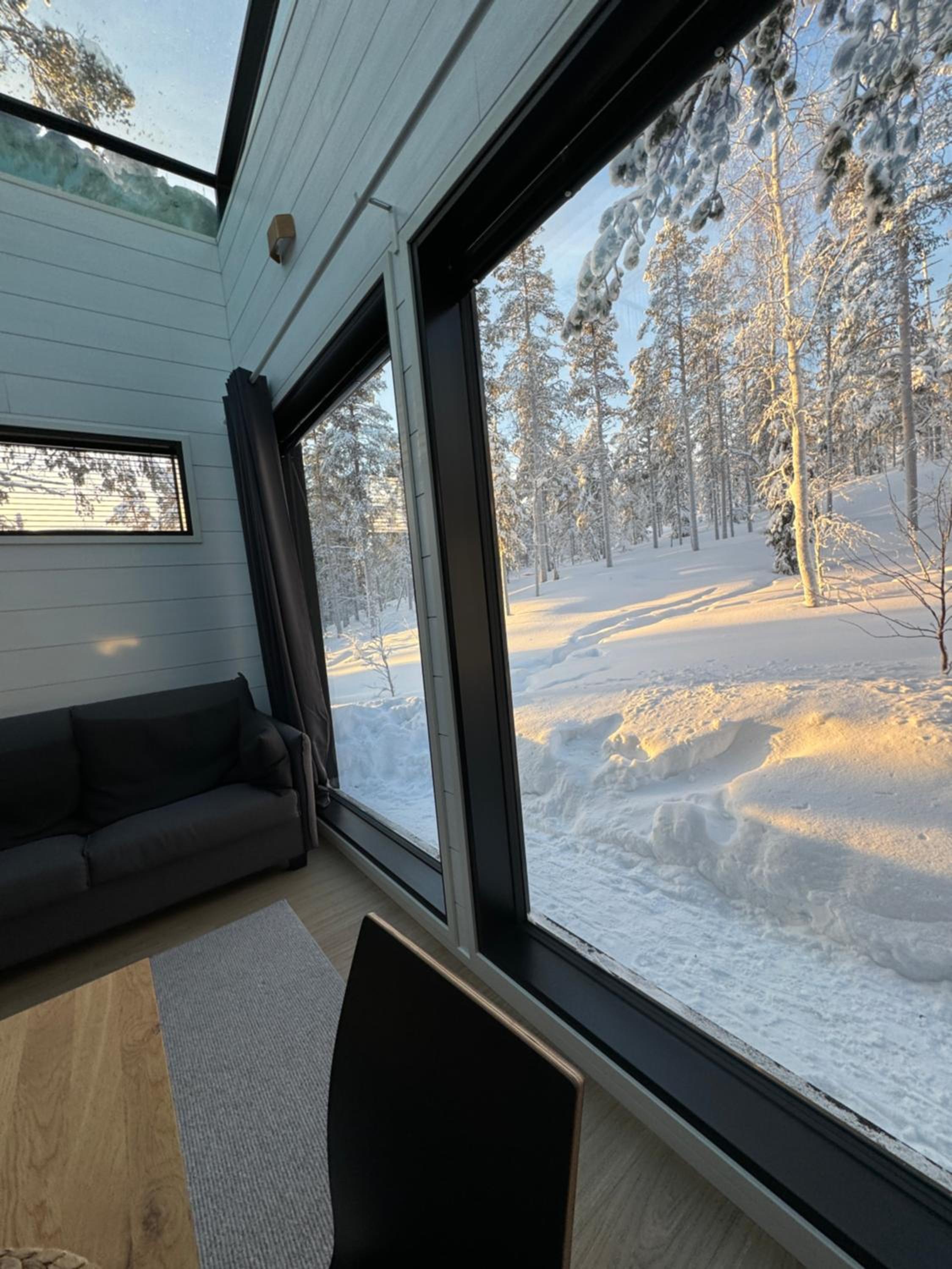 Levi Aurora Igloo