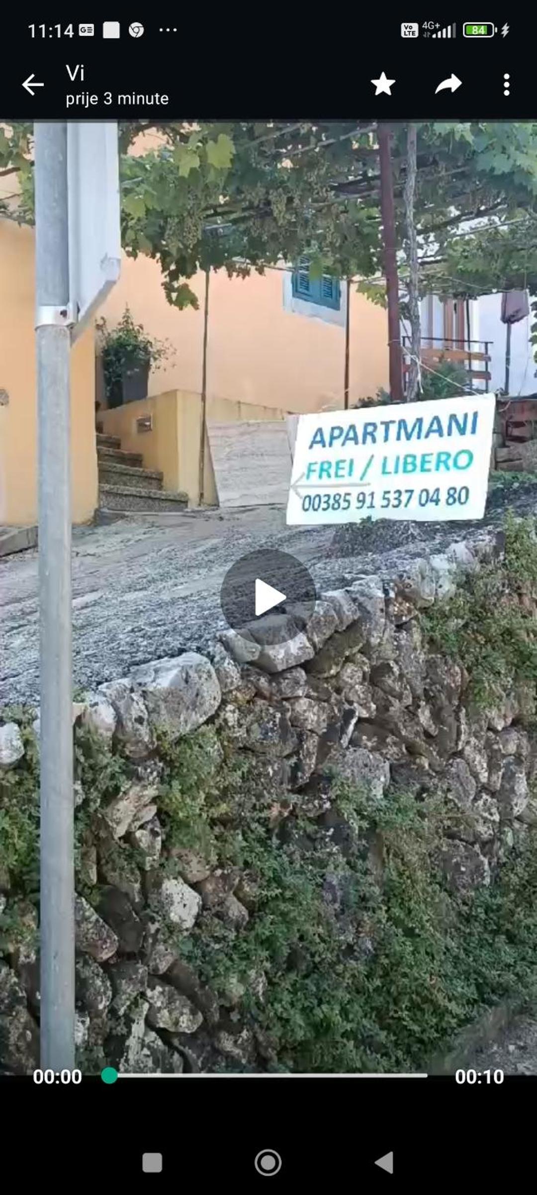Apartments and rooms Roberto B. view 2
