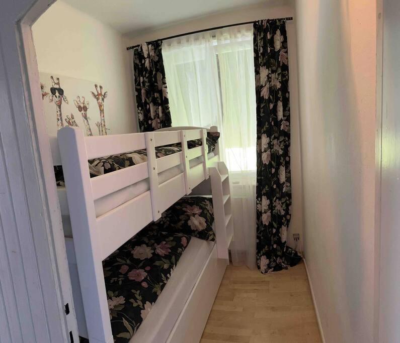Haus Schmidhuber Ferienwohnung 2 mit Balkon und Bergblick