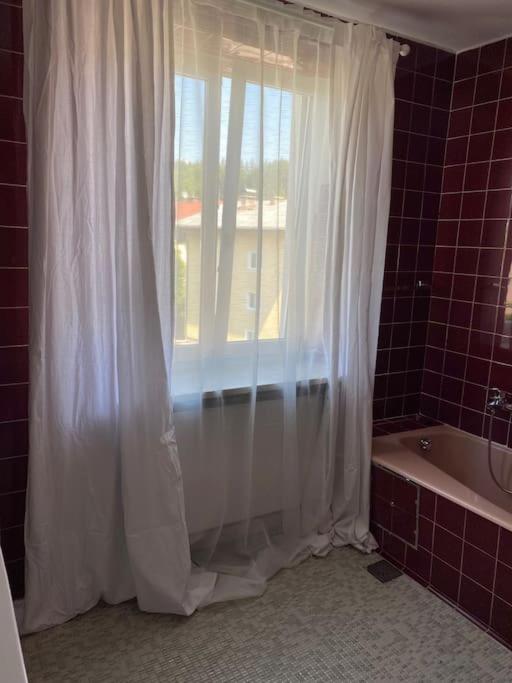 Haus Schmidhuber Ferienwohnung 2 mit Balkon und Bergblick