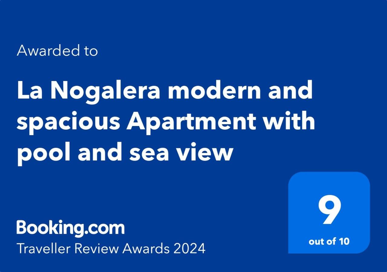La Nogalera modern and spacious Apartment with pool and sea view