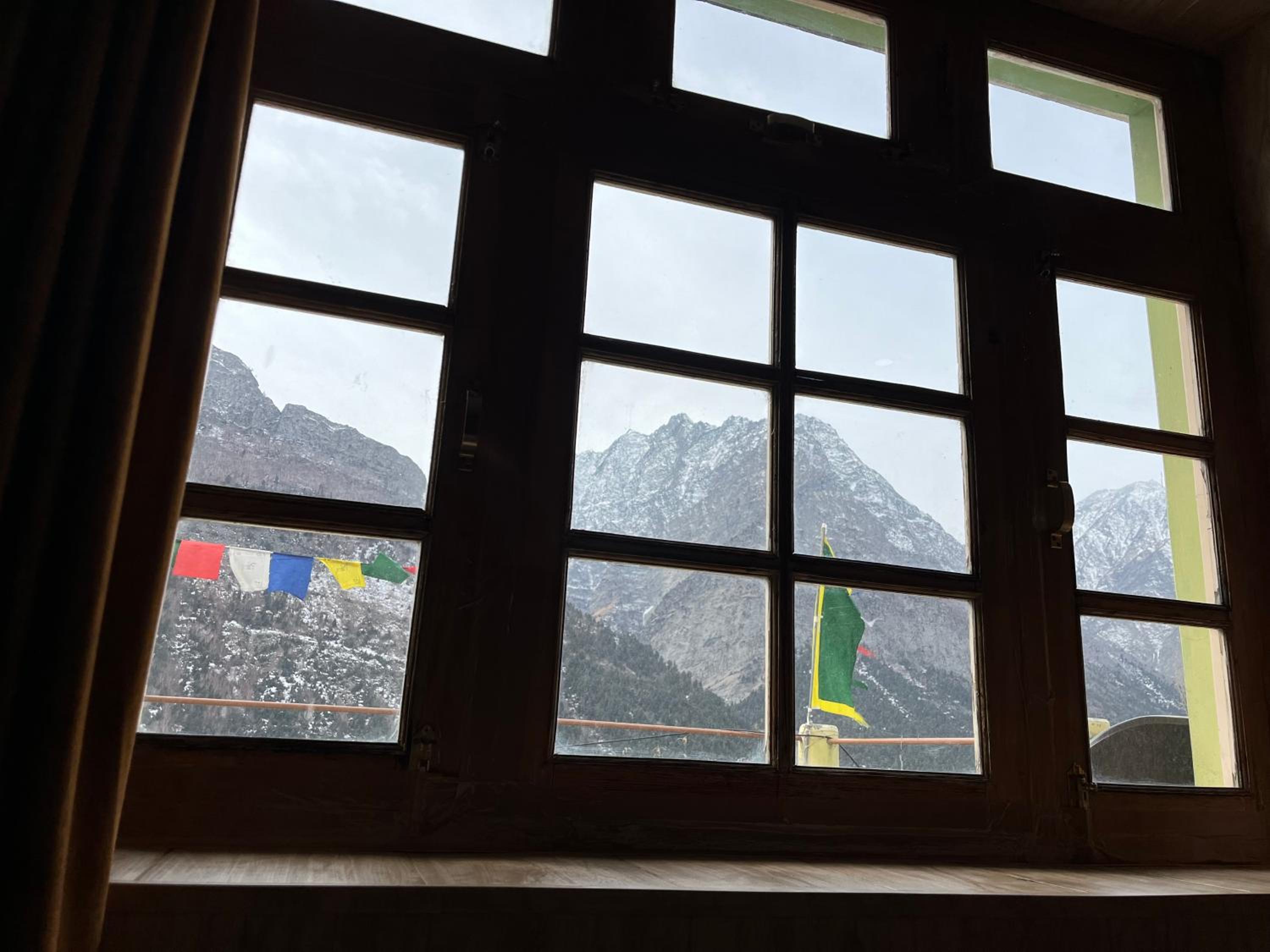 SNOWFLAKE Homestay