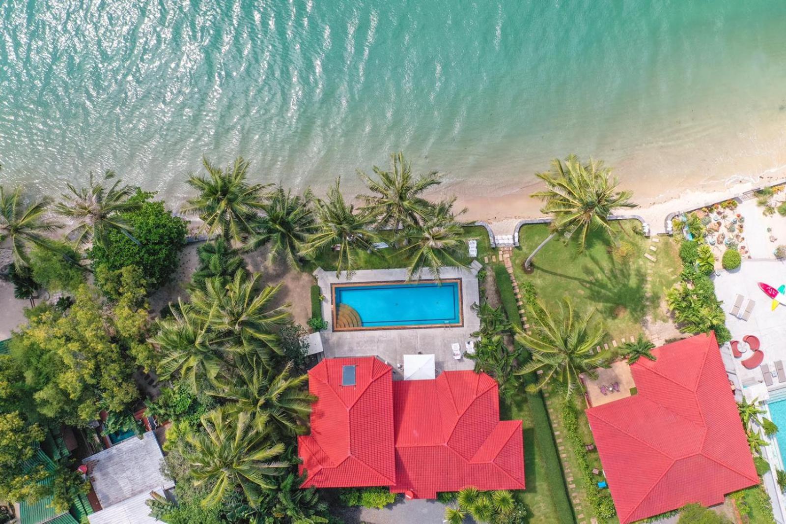 Yiuvilla Luxury Beachfront Villa Koh Phangan view 2