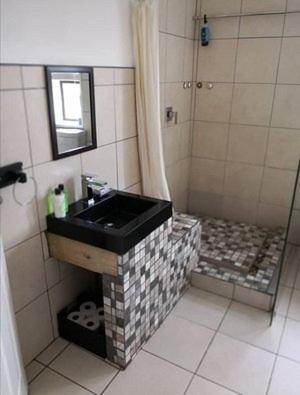 Noble Luminous Accommodation and Tours