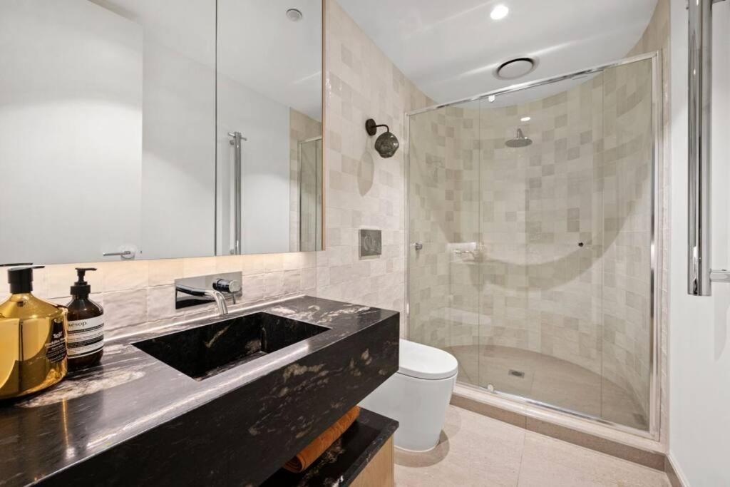 Luxury living in the Paris end