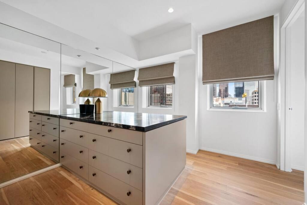 Luxury living in the Paris end
