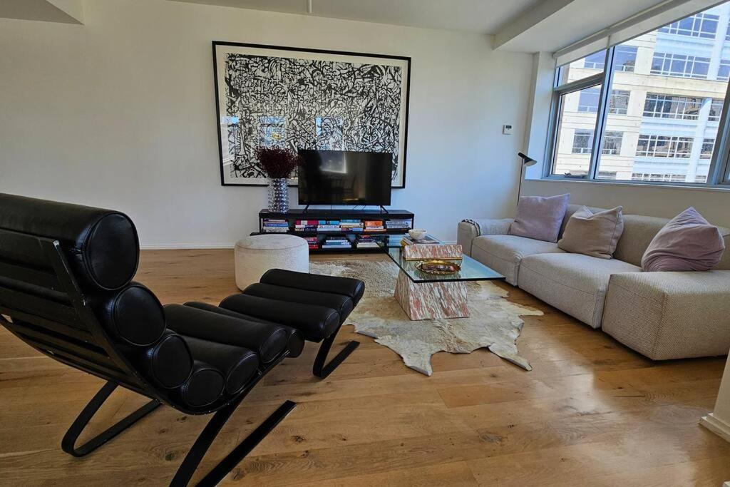 Luxury living in the Paris end