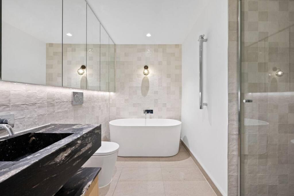 Luxury living in the Paris end