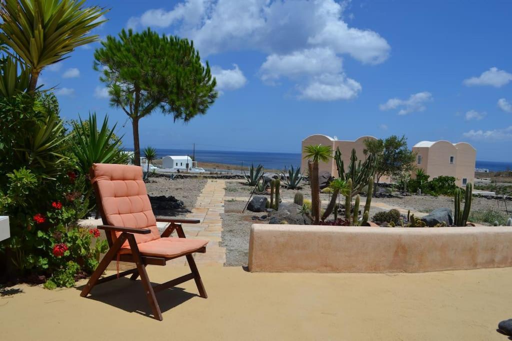 Absolute peace north villa by the volcanic slopes