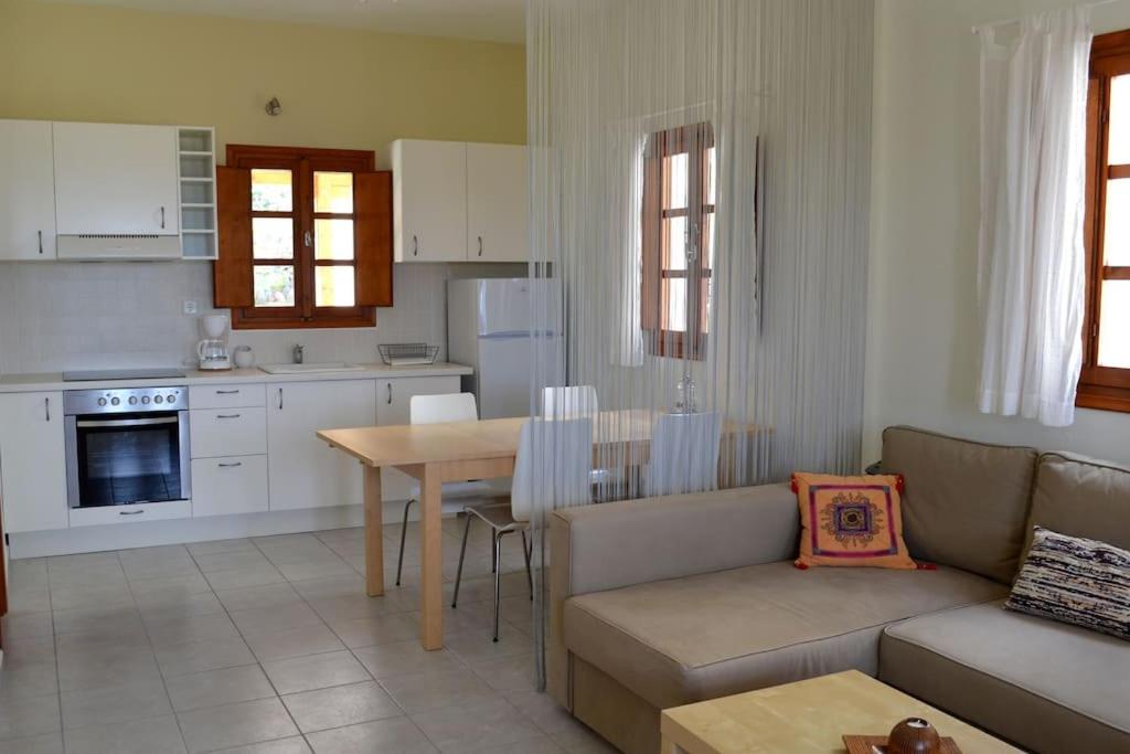 Absolute peace north villa by the volcanic slopes