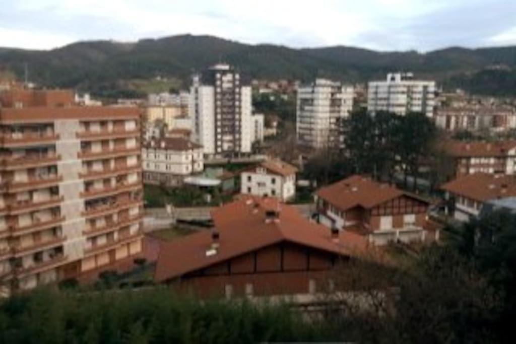 APARTAMENTO ACOGEDOR CON BONITAS VISTAS. E-BI-609 view 4