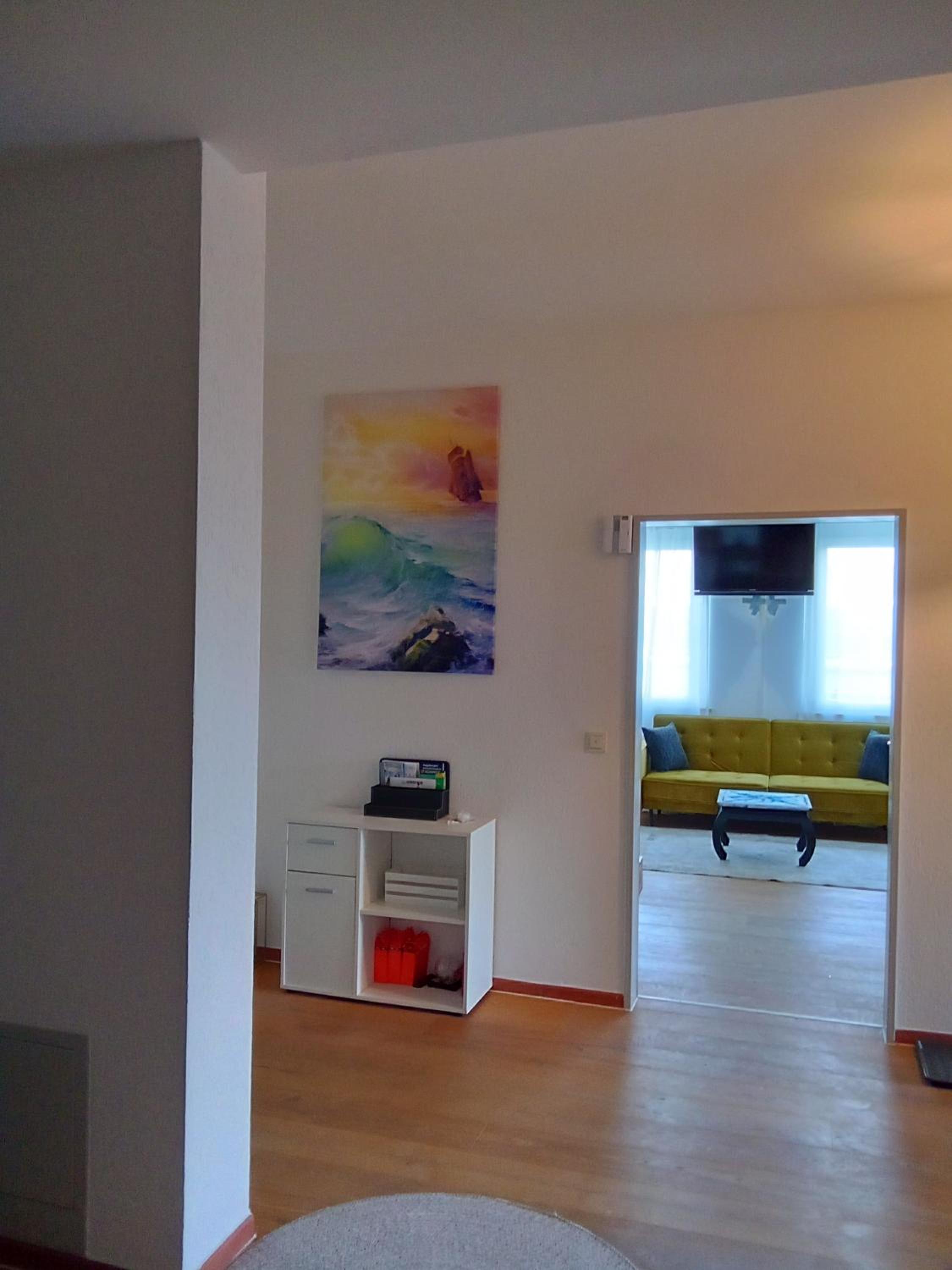Virginie Apartments - großzügige 145 qm mit Balkon und Parkplatz