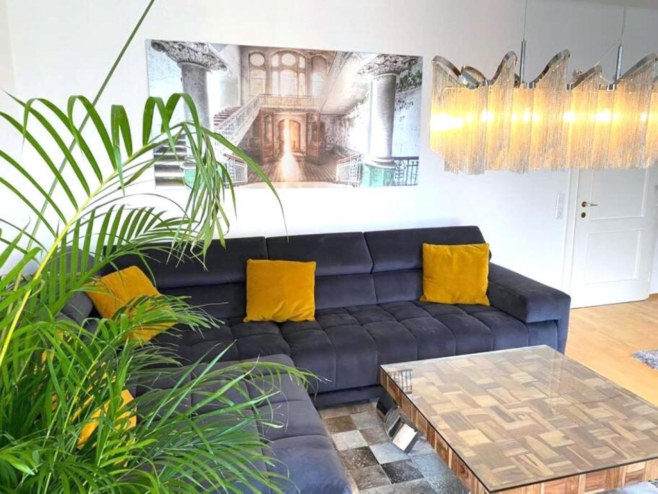 Haus Schmidhuber Ferienwohnung 2 mit Balkon und Bergblick