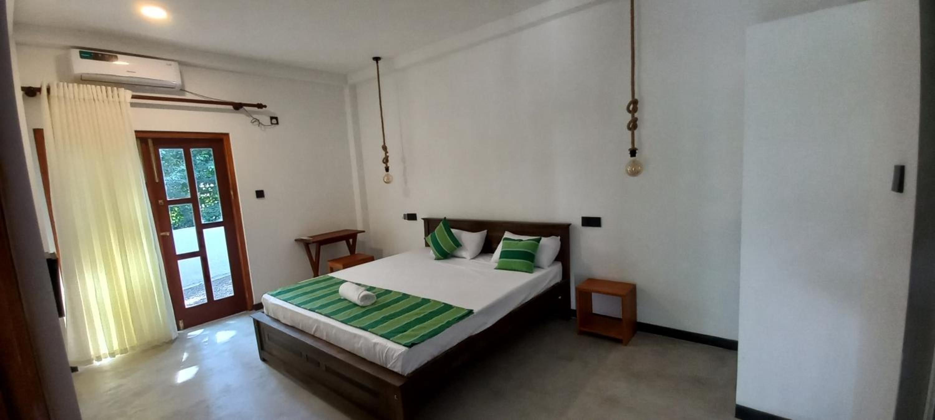 Hasaral Holiday inn new