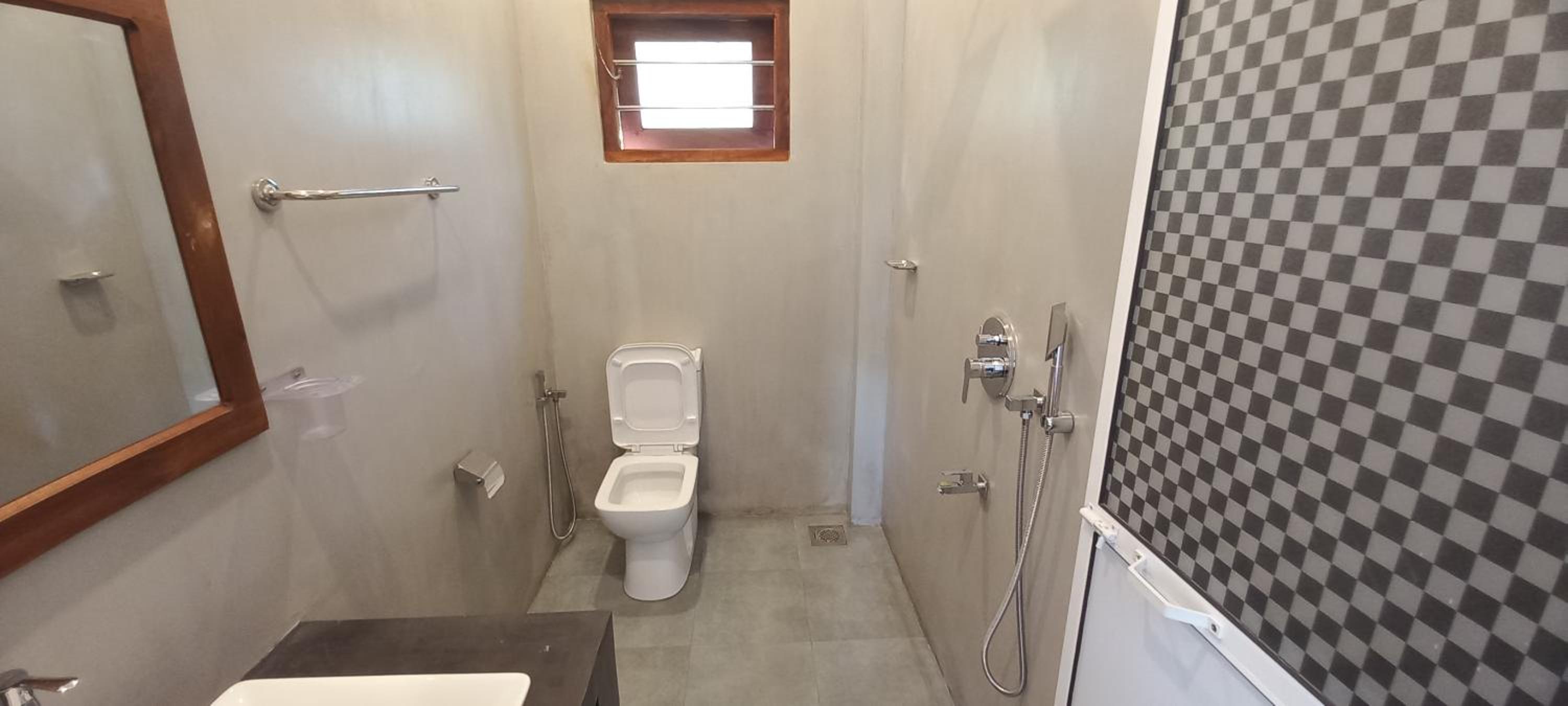 Hasaral Holiday inn new
