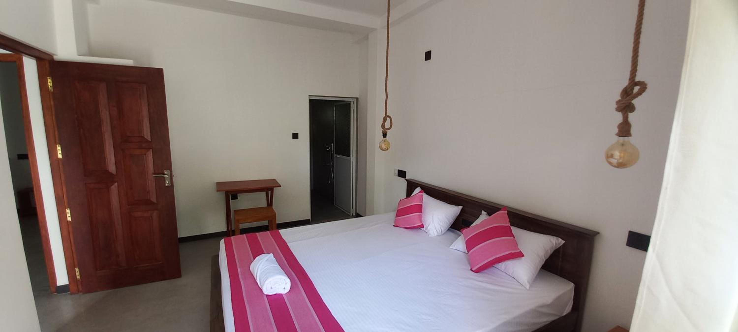 Hasaral Holiday inn new