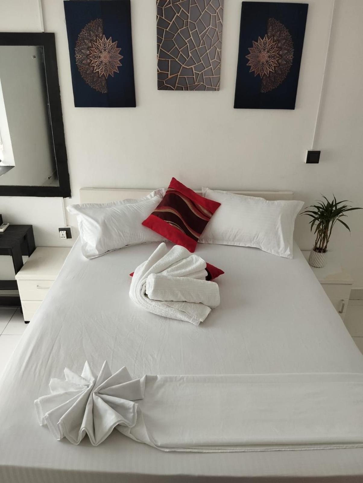 Malika Shelter Villa