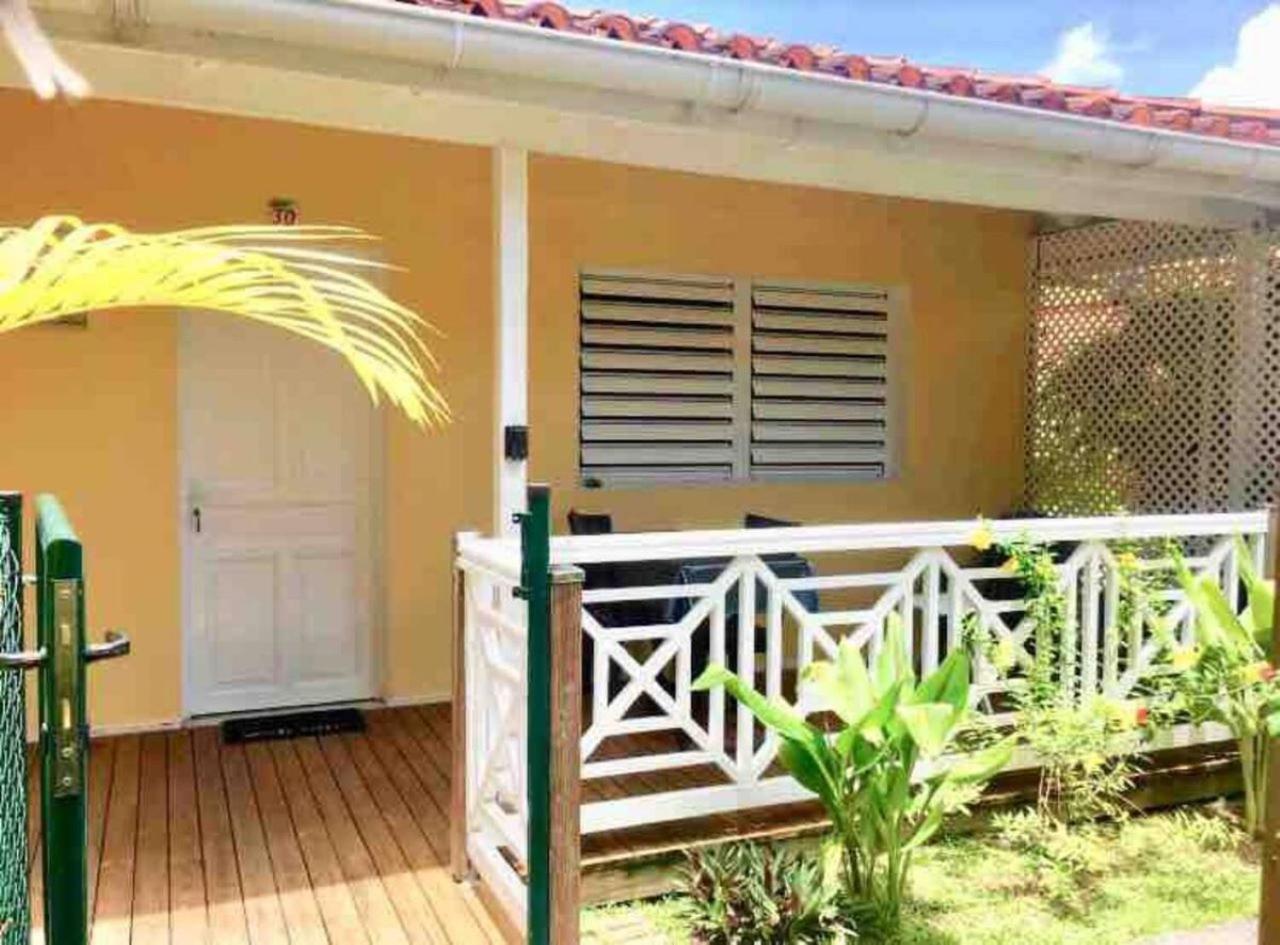 Joli studio Coeur de Canne piscine et plage en Martinique