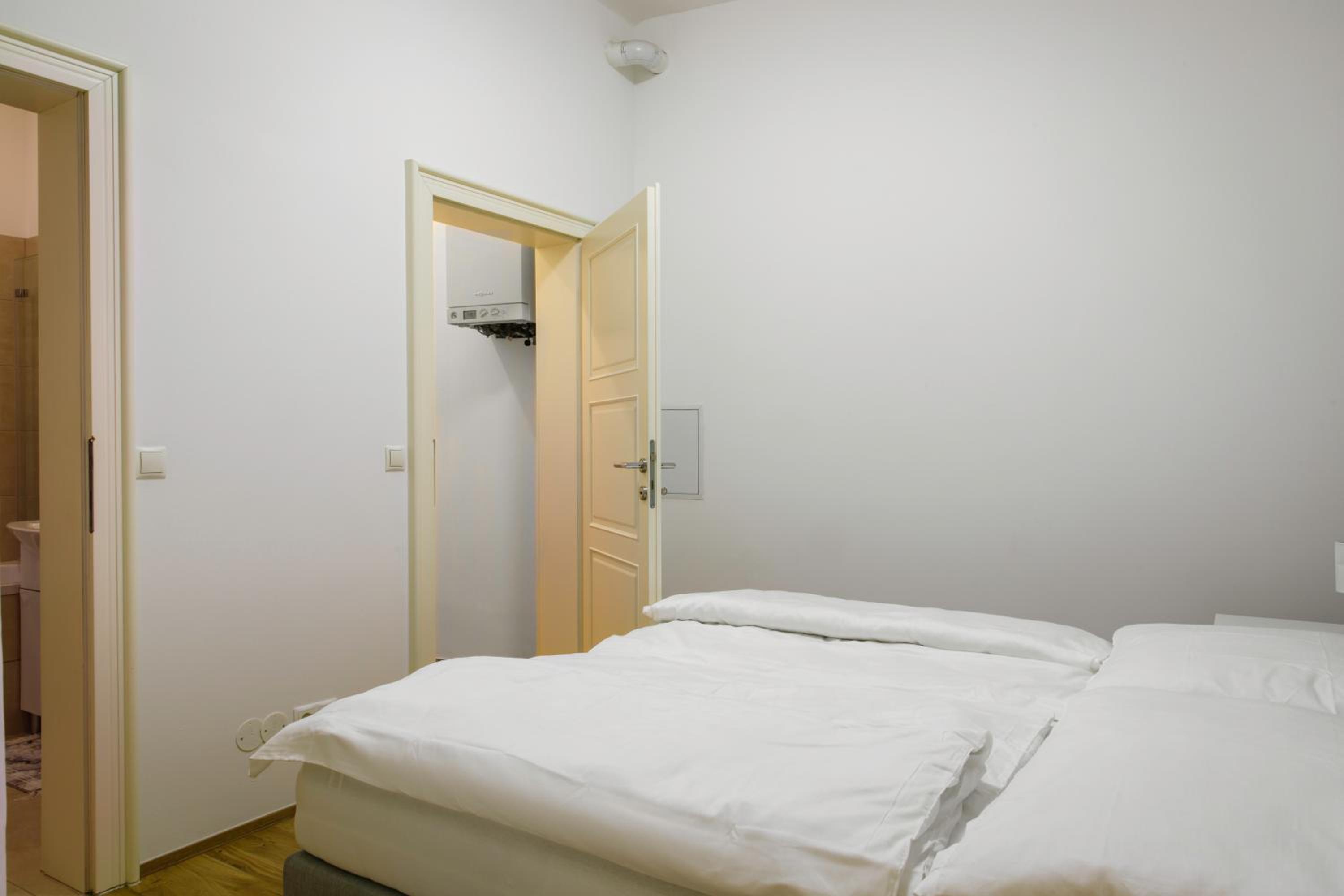 Lé David City Apartments 1020