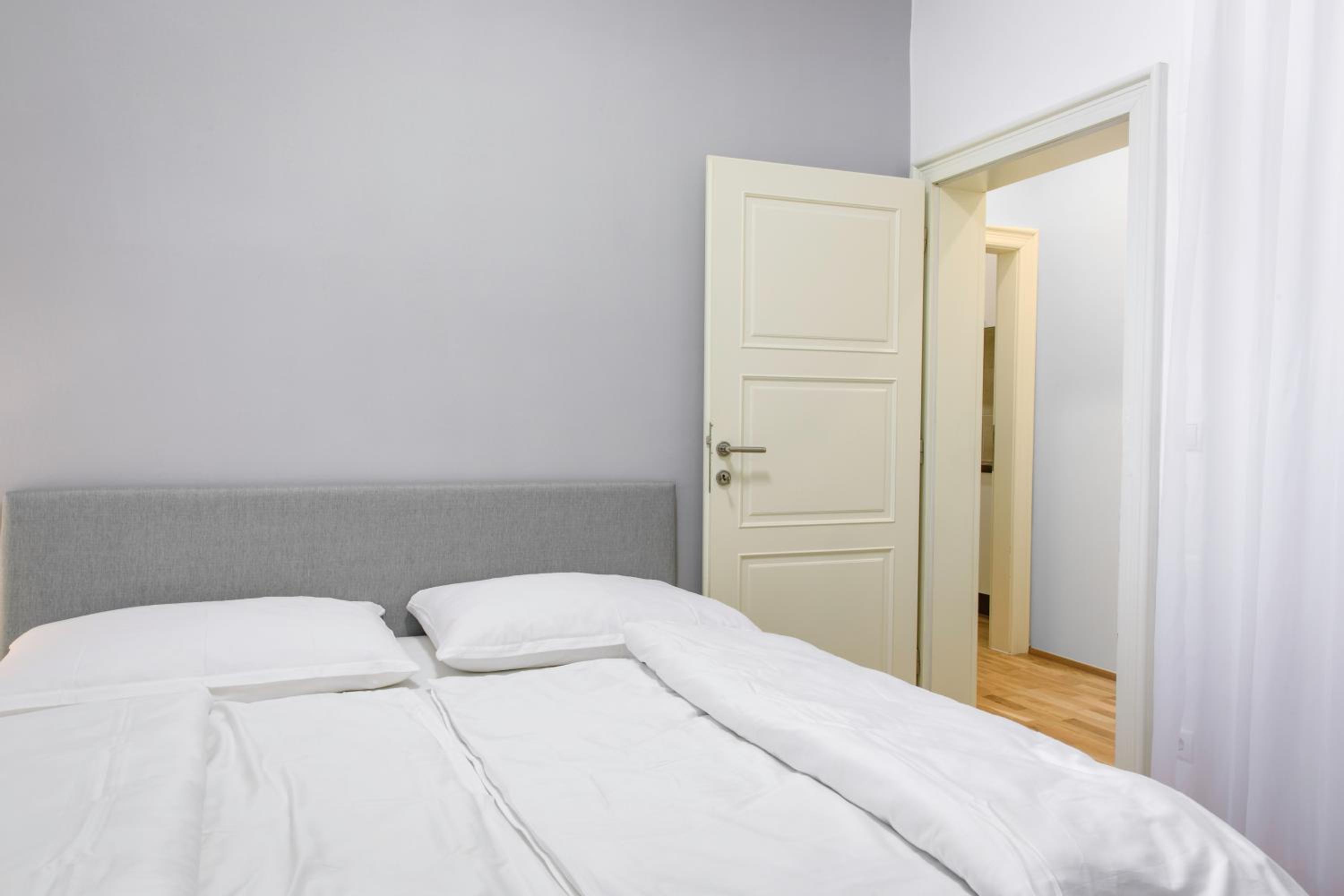 Lé David City Apartments 1020