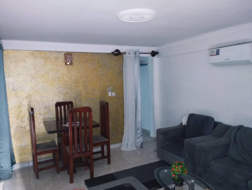 Appartement entier 15 minutes de l'aéroport Douala