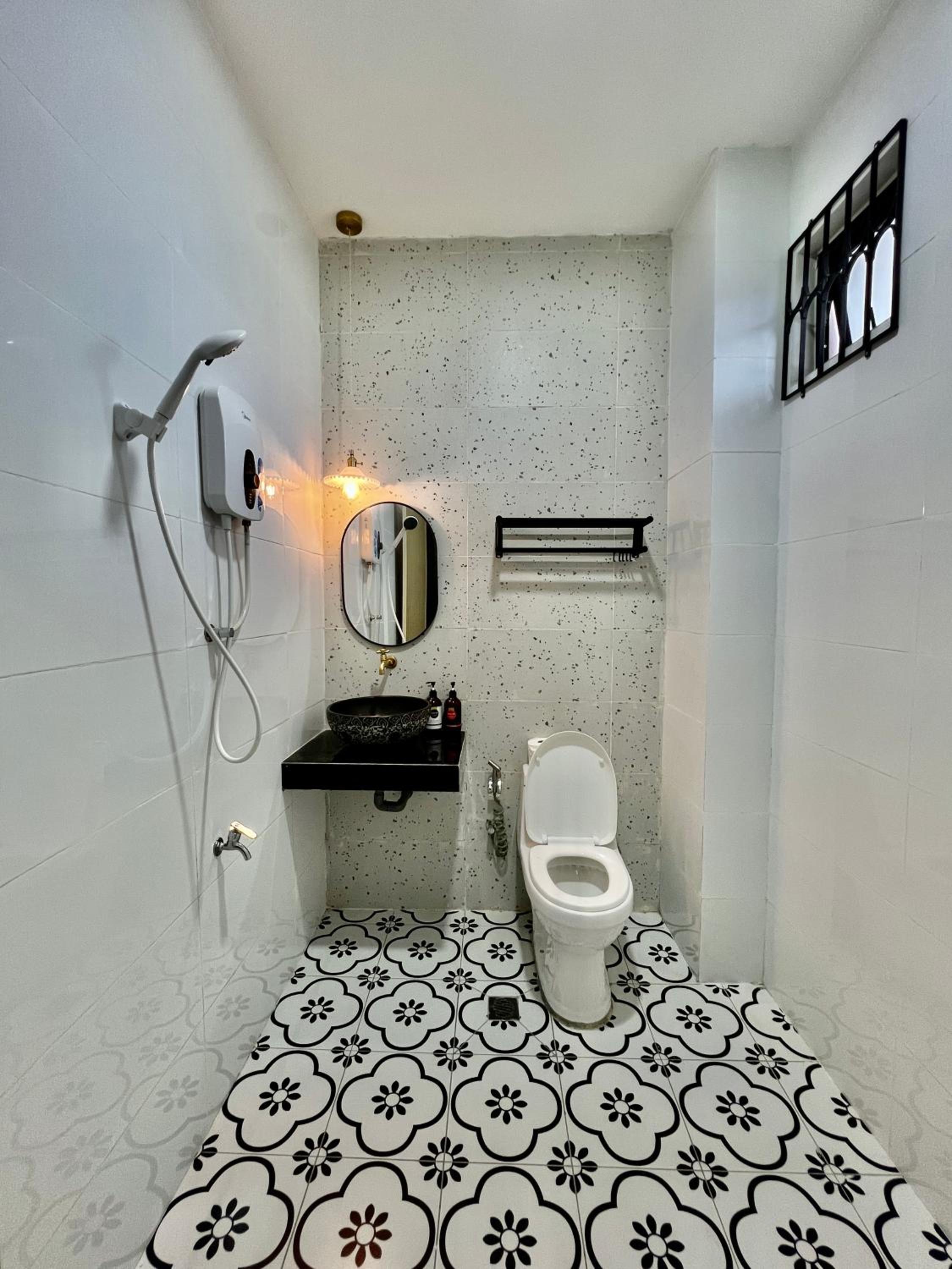 Pure Essence Retreat Homestay - Taman Pelangi , Pelangi , Jalan Hijau Muda , Johor Bahru Town