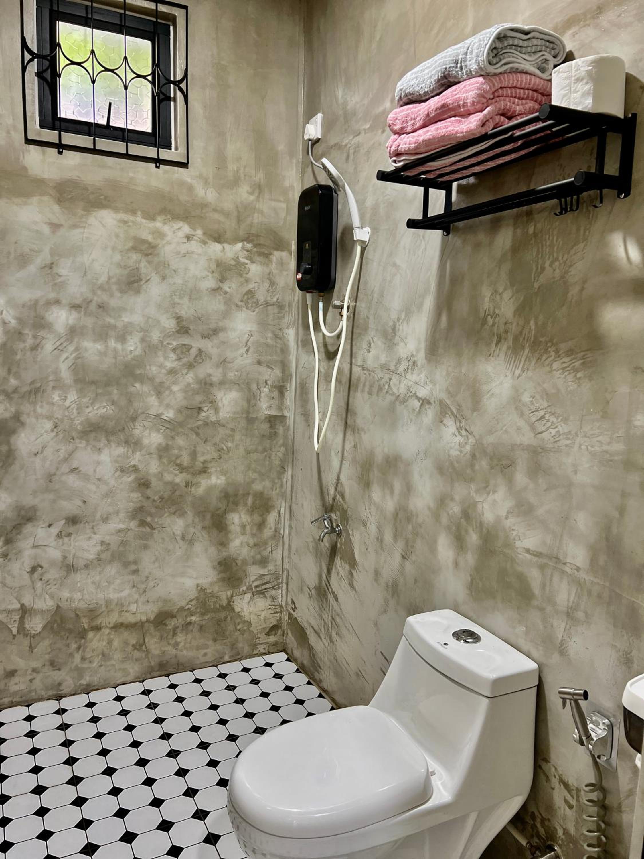 Pure Essence Retreat Homestay - Taman Pelangi , Pelangi , Jalan Hijau Muda , Johor Bahru Town