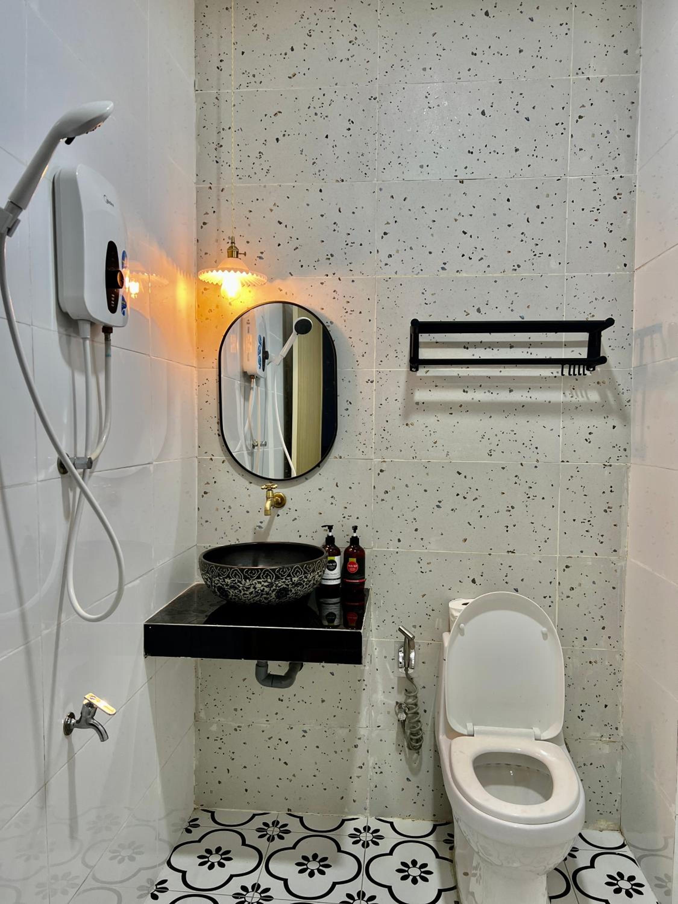 Pure Essence Retreat Homestay - Taman Pelangi , Pelangi , Jalan Hijau Muda , Johor Bahru Town