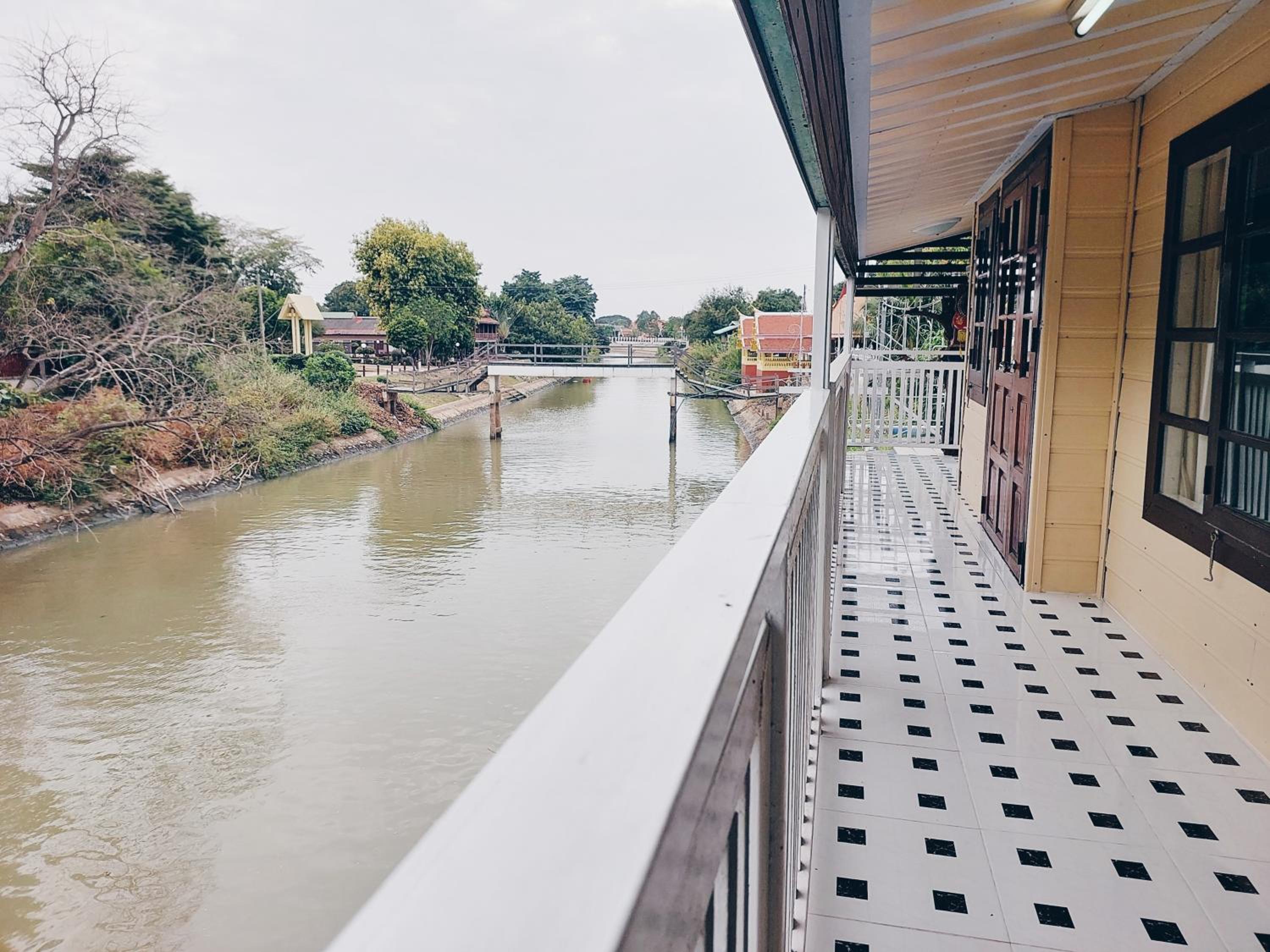 Green Riverside Homestay