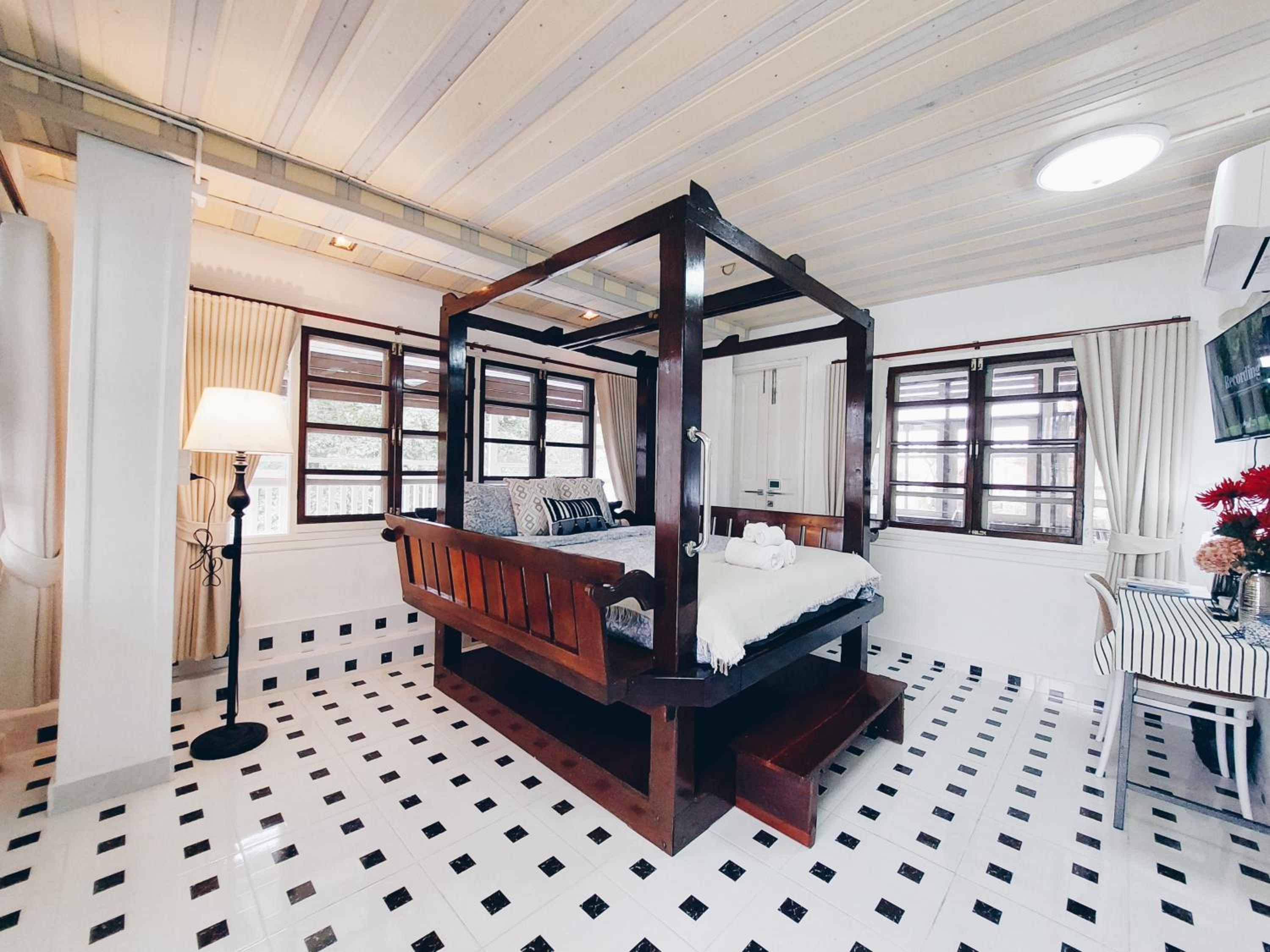 Green Riverside Homestay