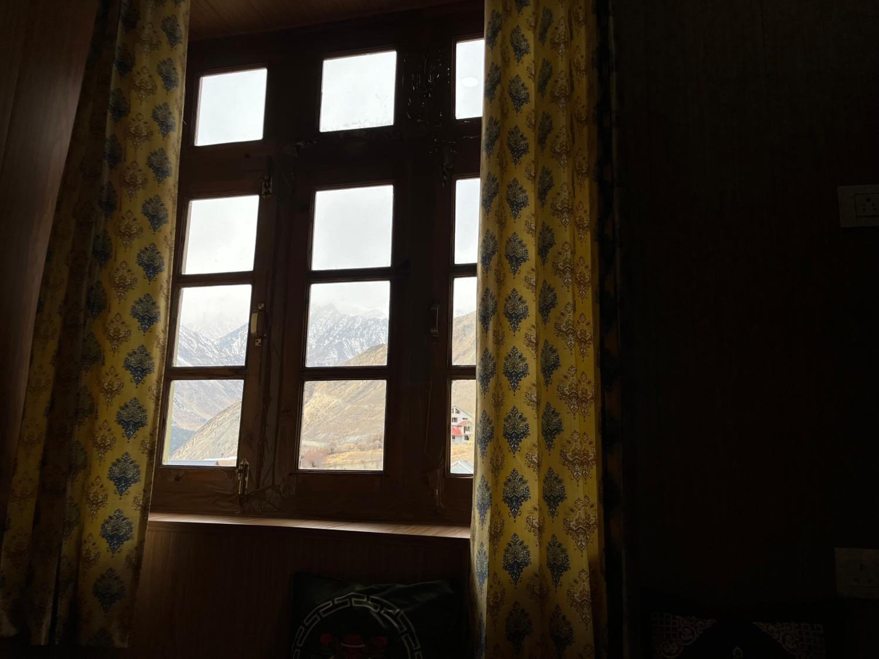SNOWFLAKE Homestay