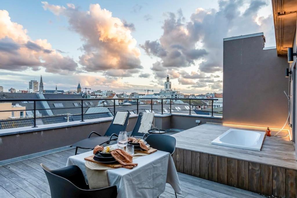 Love Nest - Your cosy penthouse
