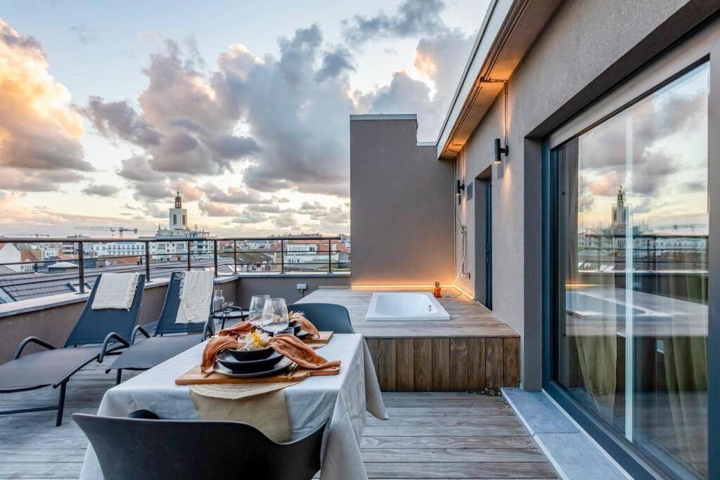 Love Nest - Your cosy penthouse