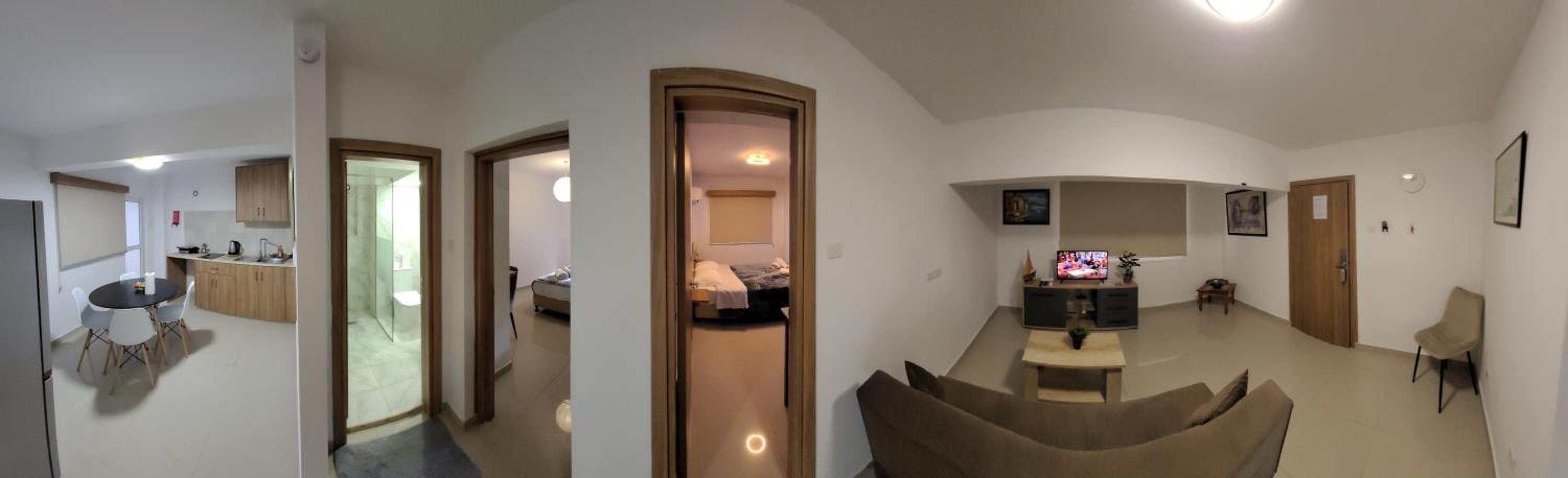 Palm Sea Suite 17