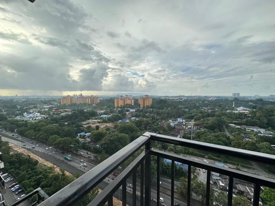 Central Park 1 Bedroom & Studio