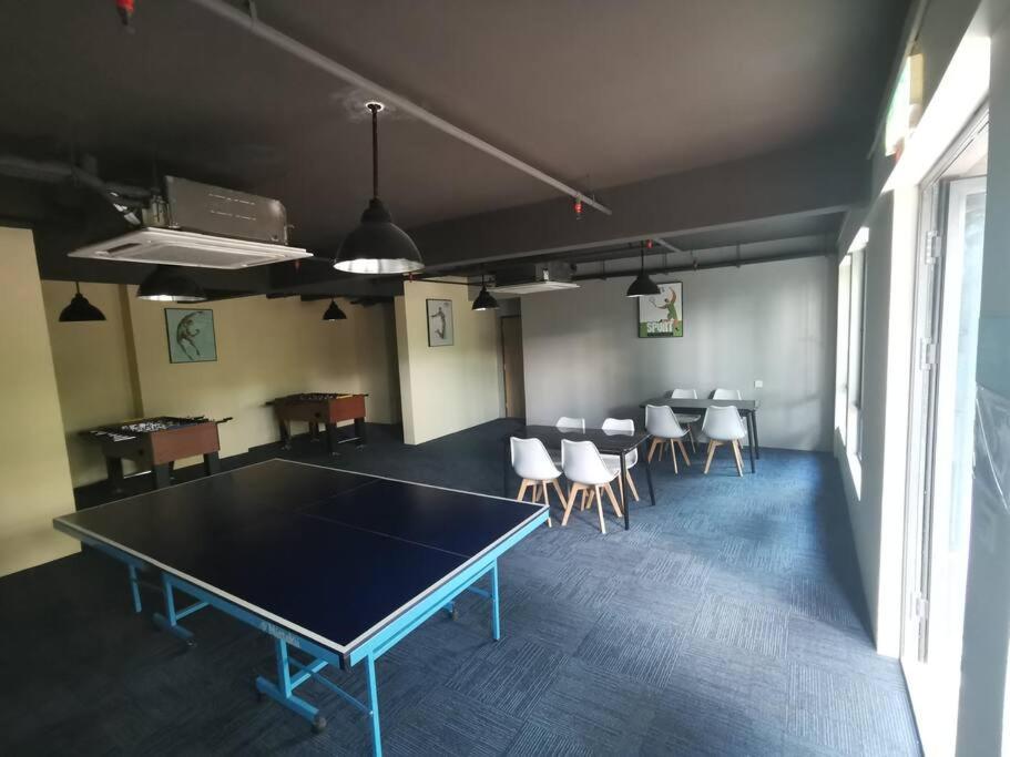 Central Park 1 Bedroom & Studio
