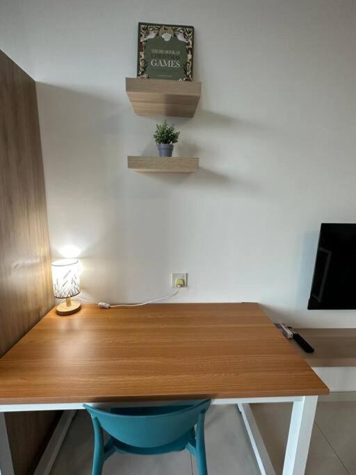 Central Park 1 Bedroom & Studio