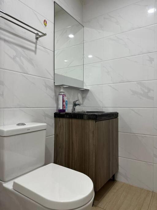 Central Park 1 Bedroom & Studio