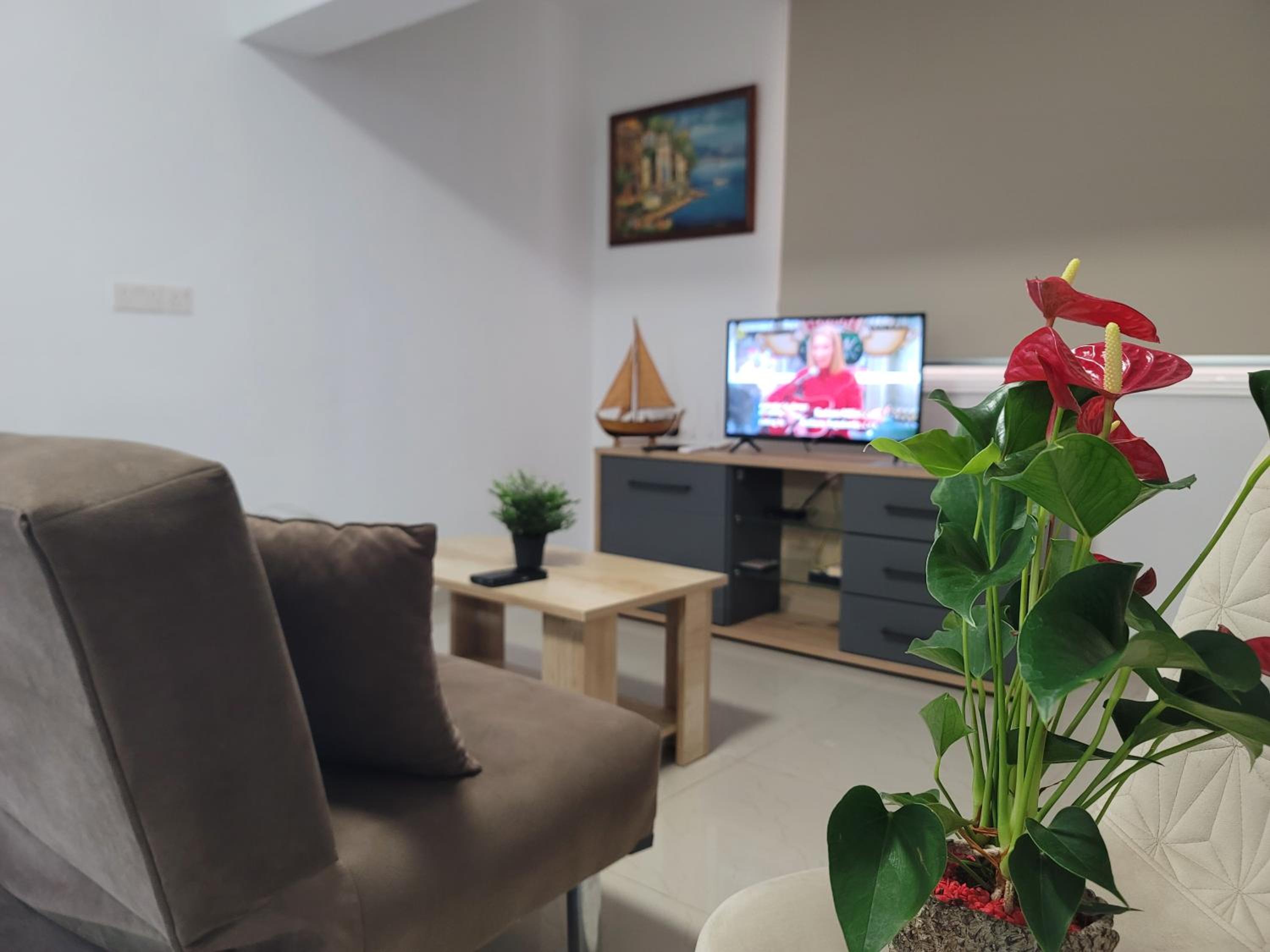 Palm Sea Suite 17