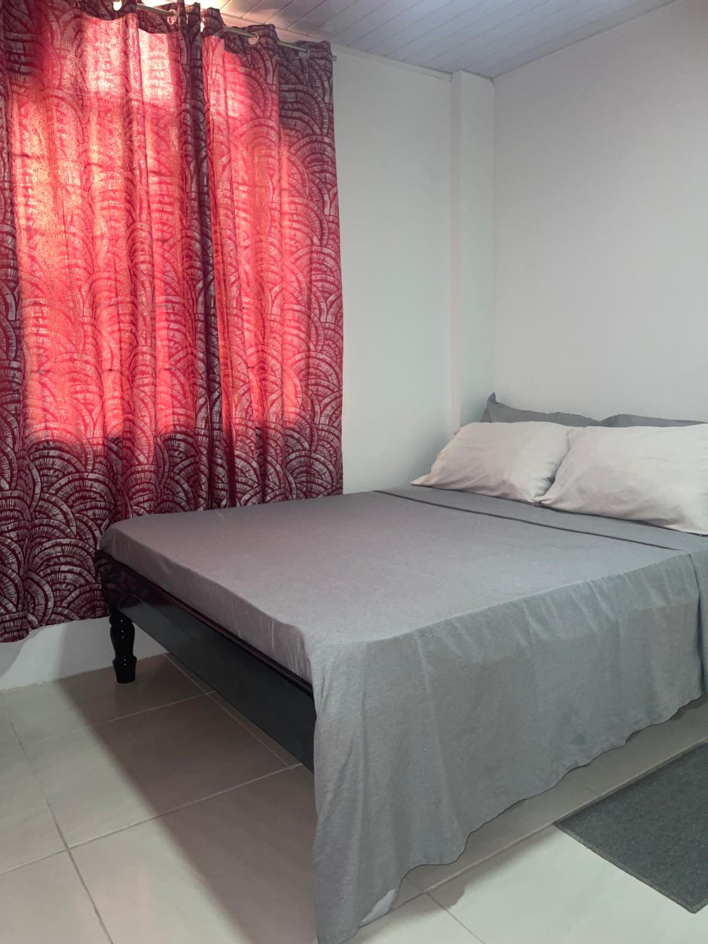 Simple One bedroom view 3
