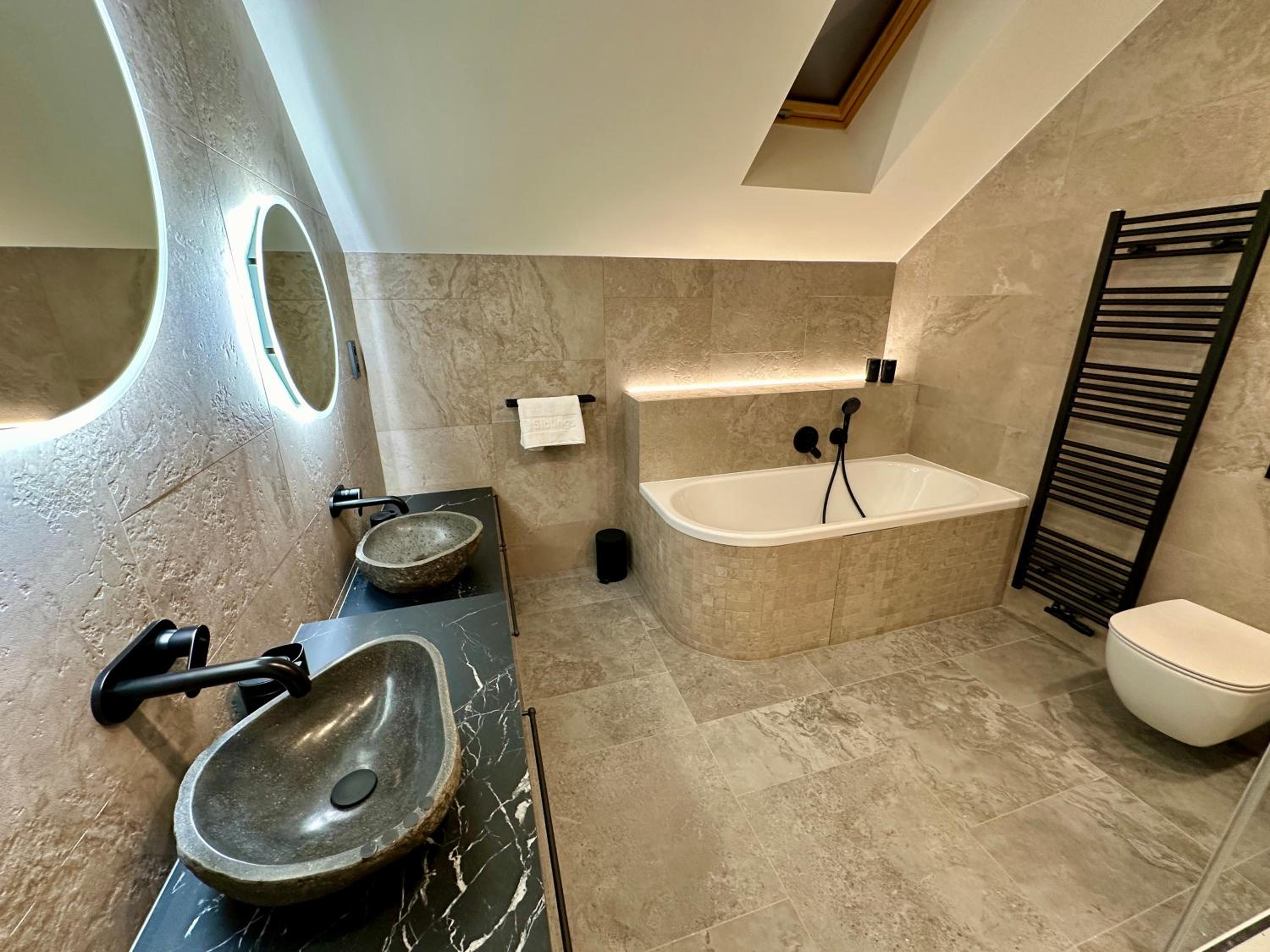 Residence Smržovka - Luxury House with Swimming Pool, Jacuzzi, Garden and BBQ