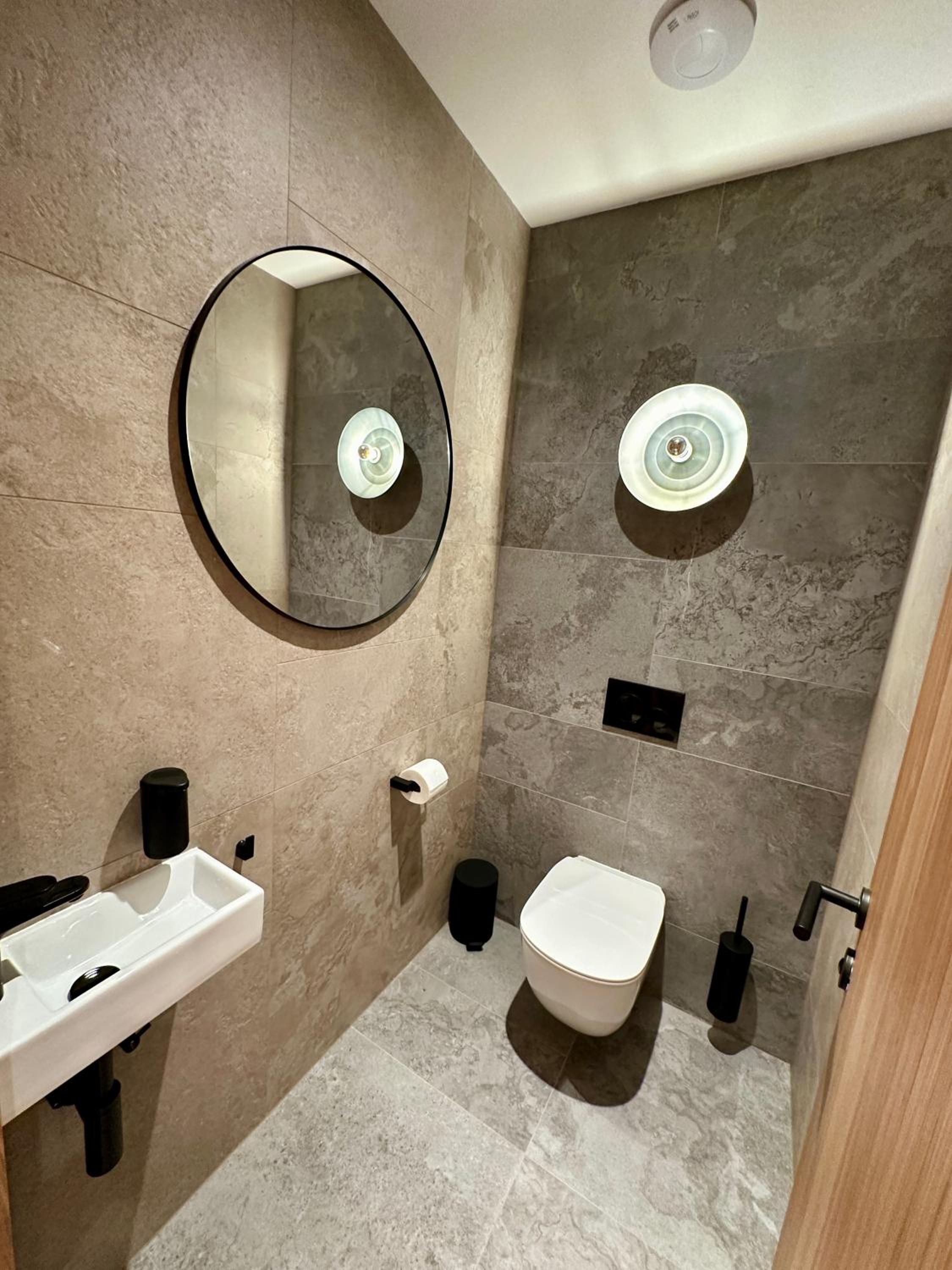 Residence Smržovka - Luxury House with Swimming Pool, Jacuzzi, Garden and BBQ
