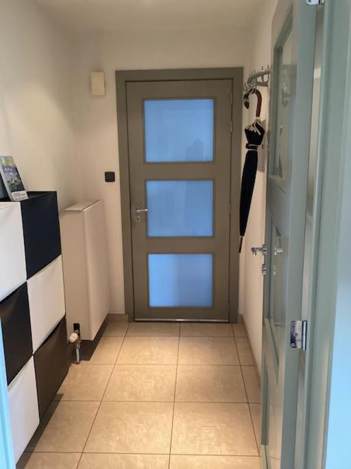 apartment 2 miles from Maastricht