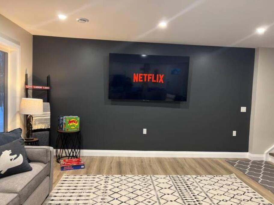 Lux Winter Getaway with Hot Tub, Sauna, EV charger