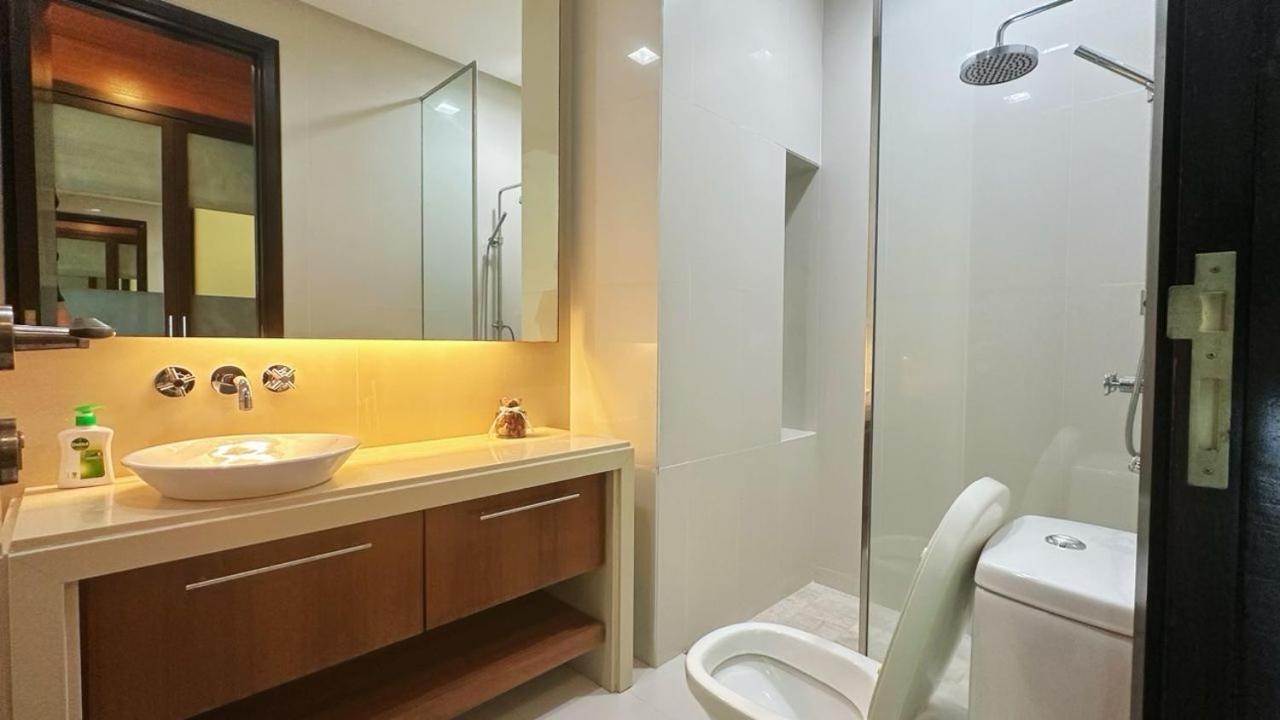 Straits Quay Highest & Wonderful Seaview Suite photo 8