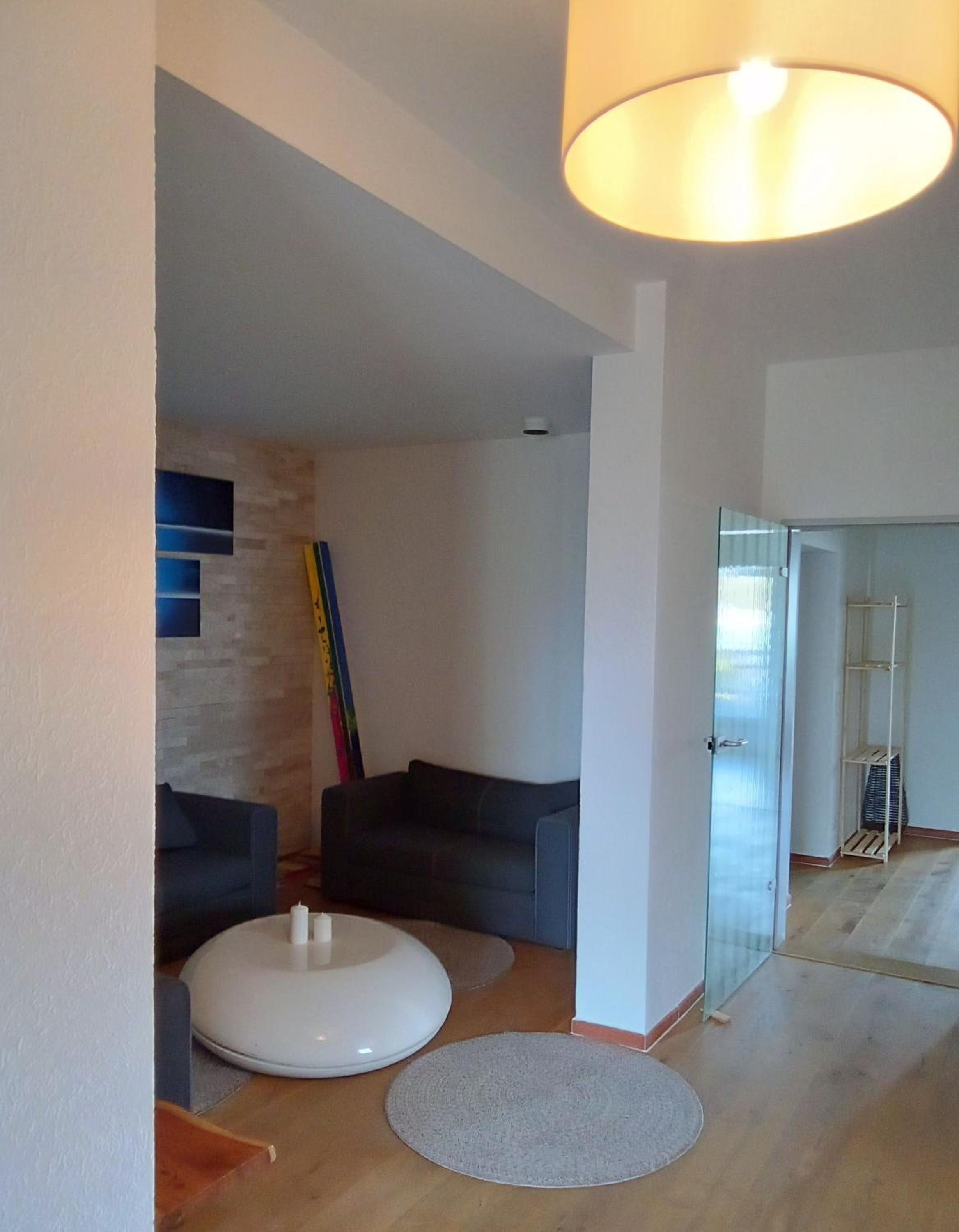 Virginie Apartments - großzügige 145 qm mit Balkon und Parkplatz