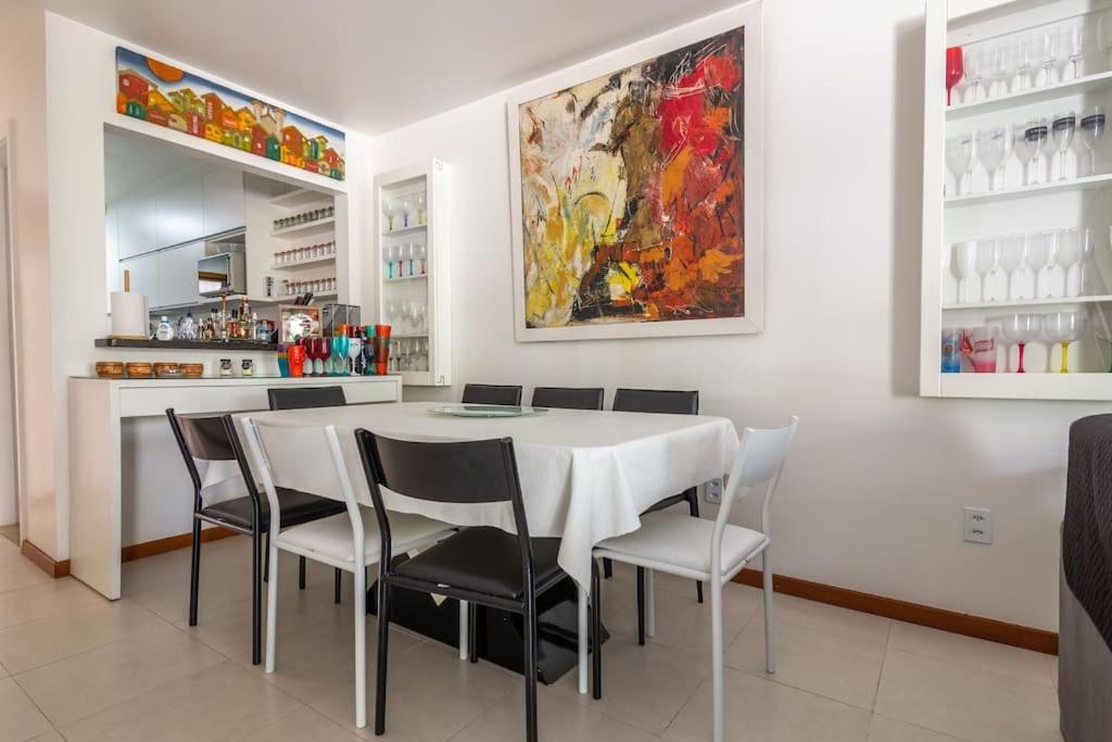Casa Búzios Geribá 4 suítes Condomínio VivaLaVida