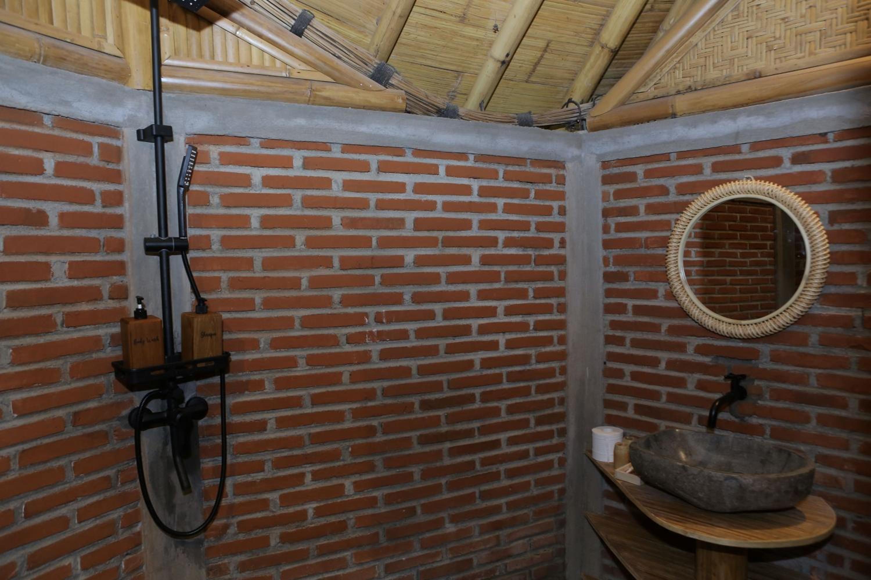 Photo 26