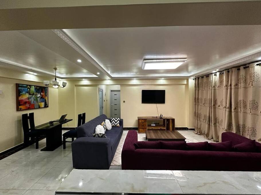 Luxury Two Bedroom in Kilimani view 5