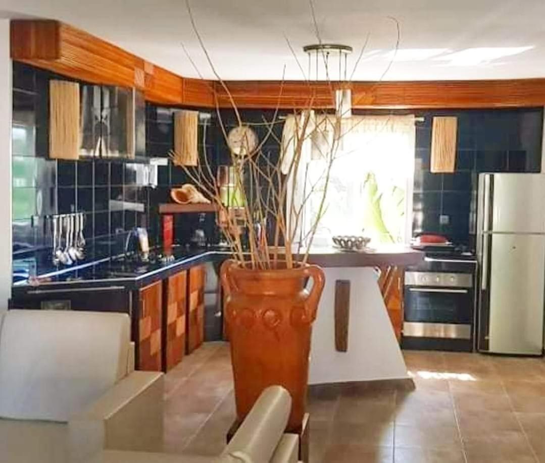 Villa OROKA EDEN